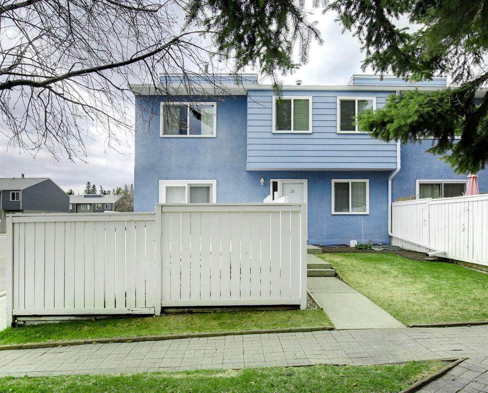 251 90 Avenue - Photo 1