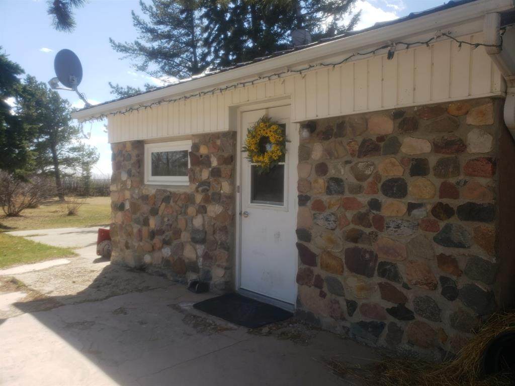 234080 Township Road 314 - Photo 1