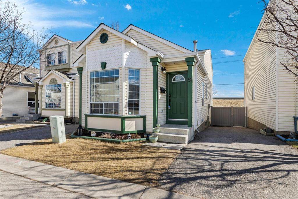 51 Coventry Lane - Photo 1