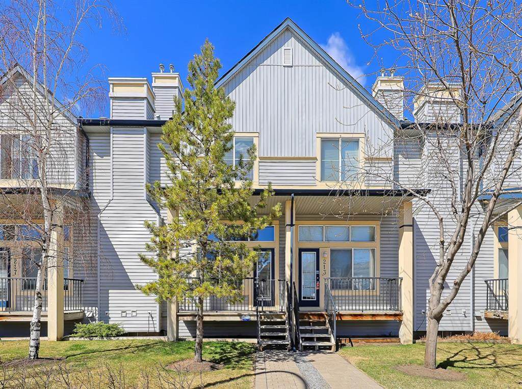 215 Copperfield Boulevard - Photo 1