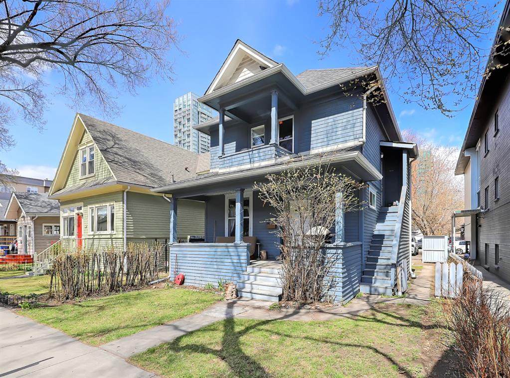 828 18 Avenue - Photo 1