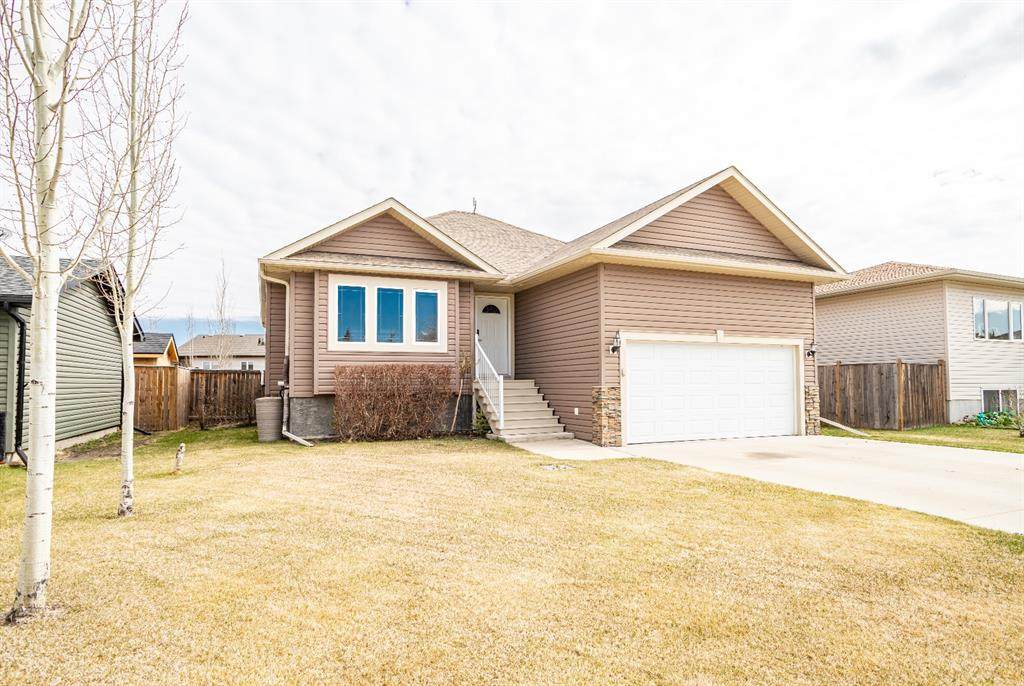5322 55 Avenue - Photo 1