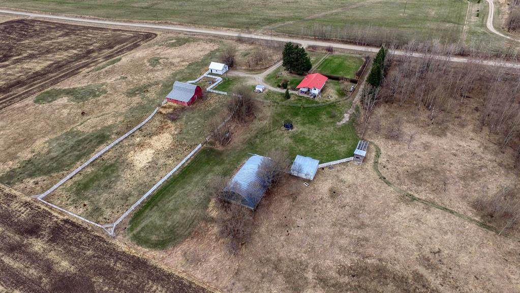 30473 Range Road 42 - Photo 1