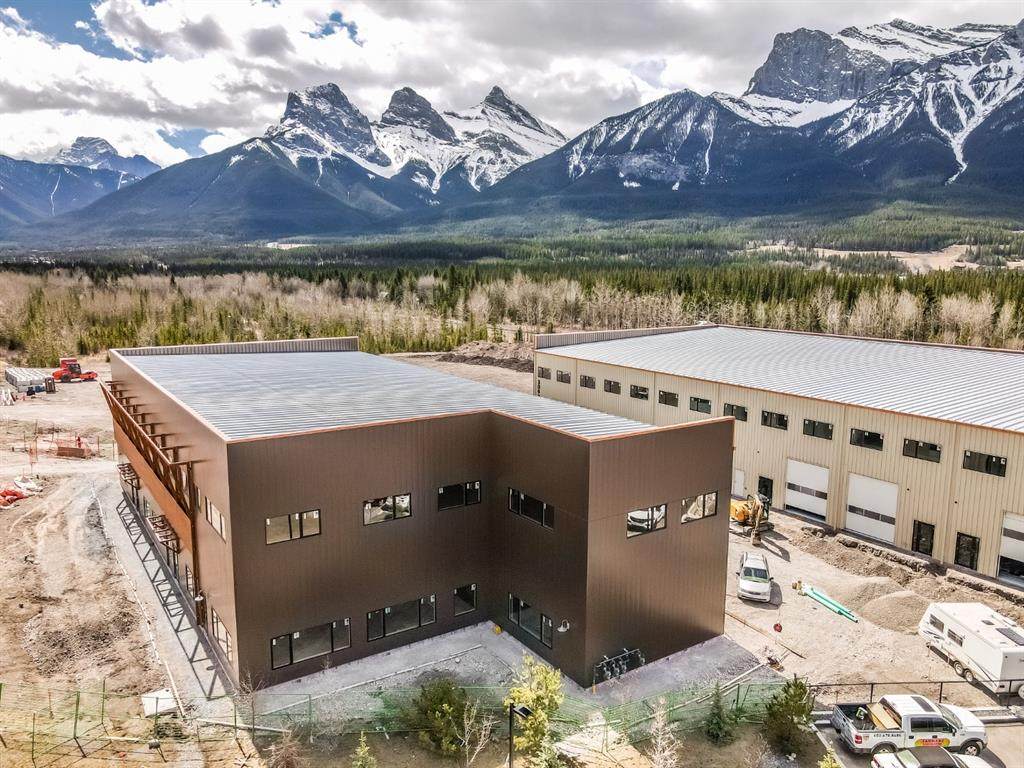 306 Bow Valley Trail - Photo 1