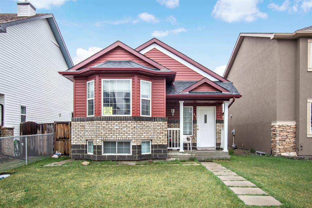 89 Saddlemead Close - Photo 1