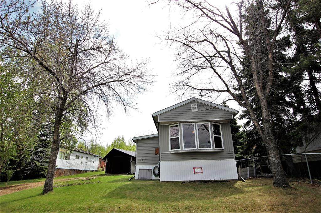 4531 47 Street - Photo 1