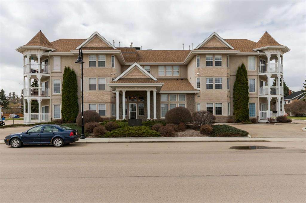 5034 53 Street - Photo 1