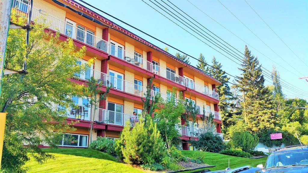 1813 25th Avenue - Photo 1