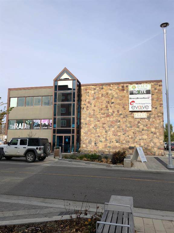10104 101 Avenue - Photo 1