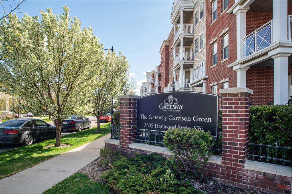 5605 Henwood Street - Photo 1