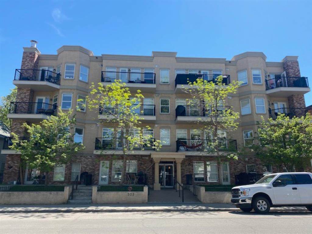 323 18 Avenue - Photo 1