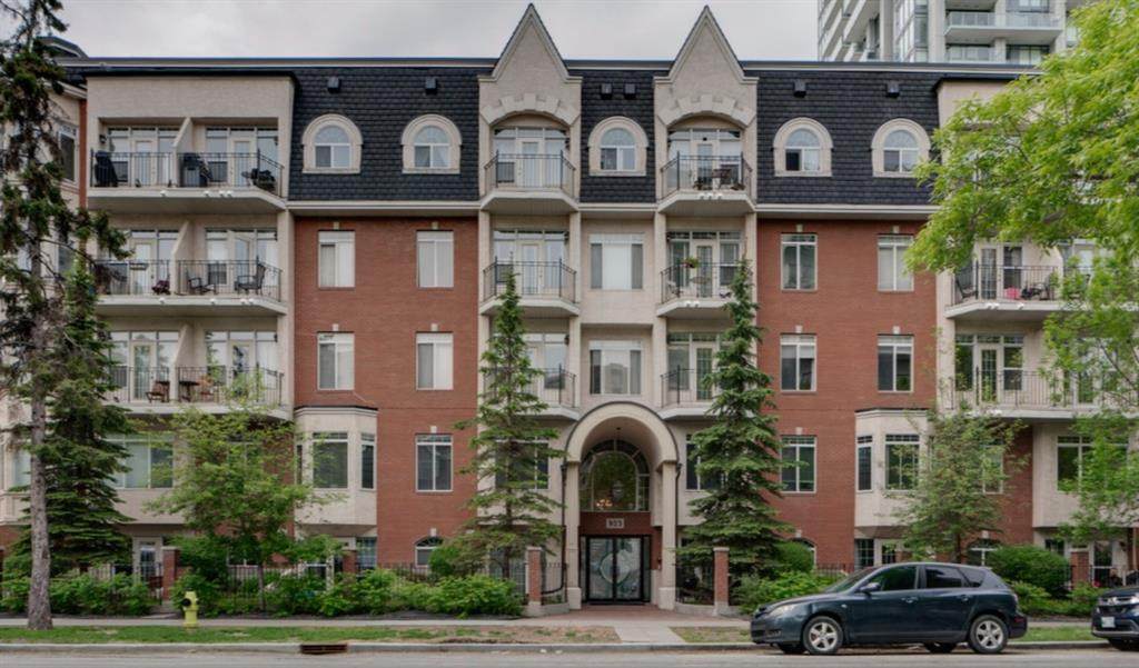 923 15 Avenue - Photo 1