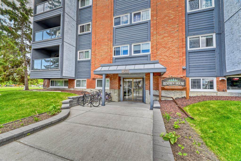 611 8 Avenue - Photo 1
