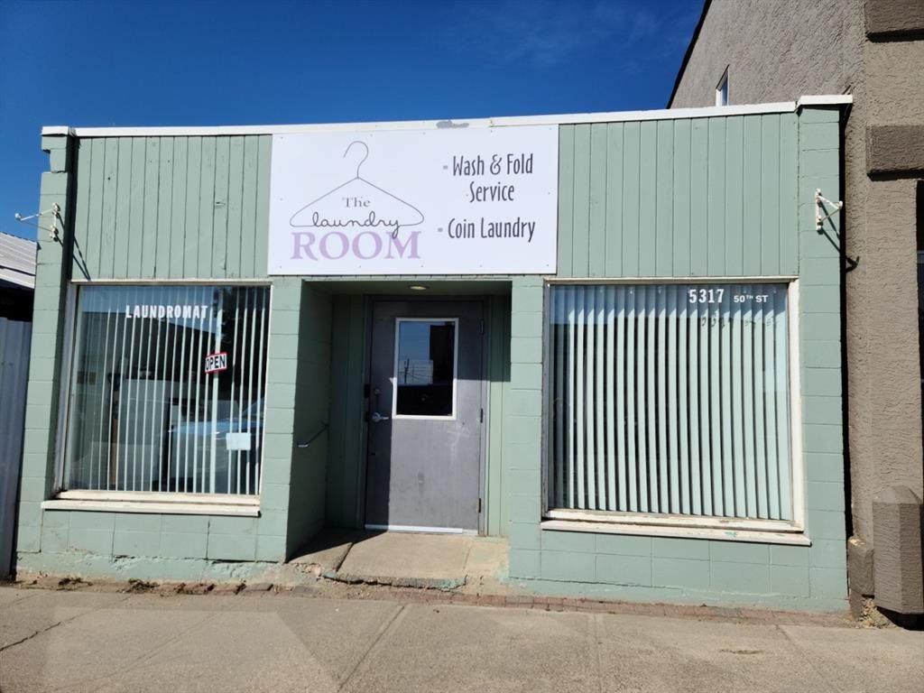 5317 50 Street - Photo 1