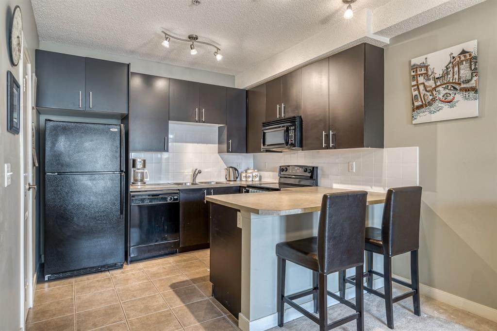 108 Country Village Circle - Photo 1