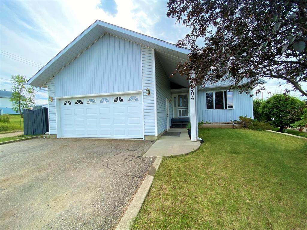 4504 47 Street - Photo 1