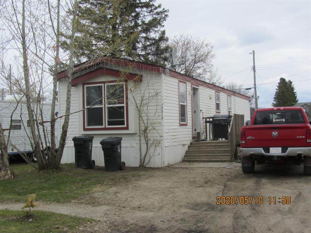 10012 102 Avenue - Photo 1