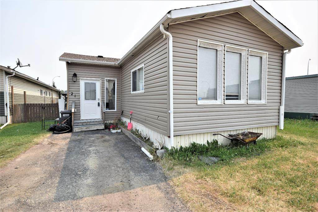 9531 98 Street - Photo 1