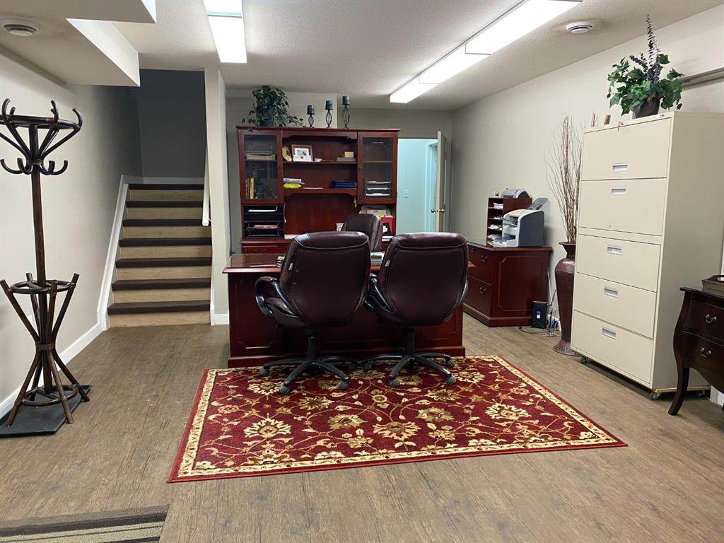 5528 1 Street - Photo 1