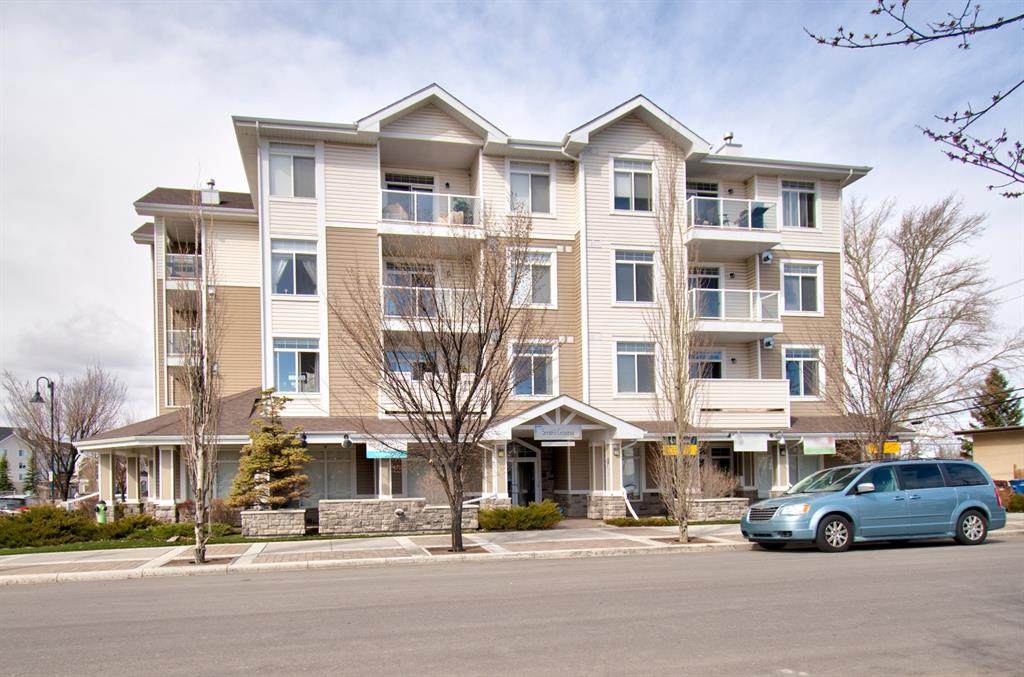 132 1 Avenue - Photo 1
