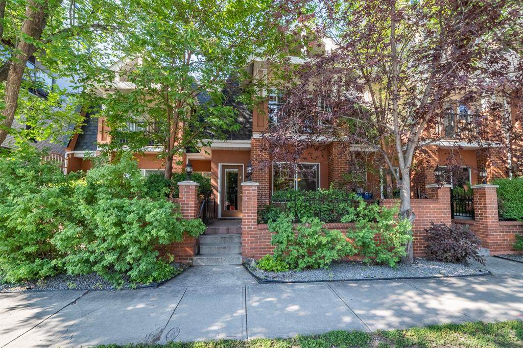1110 5 Avenue - Photo 1