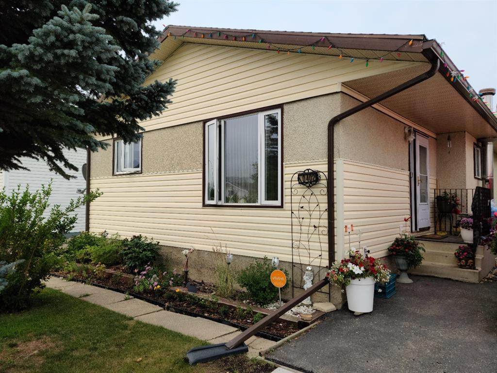 10402 81 Street - Photo 1