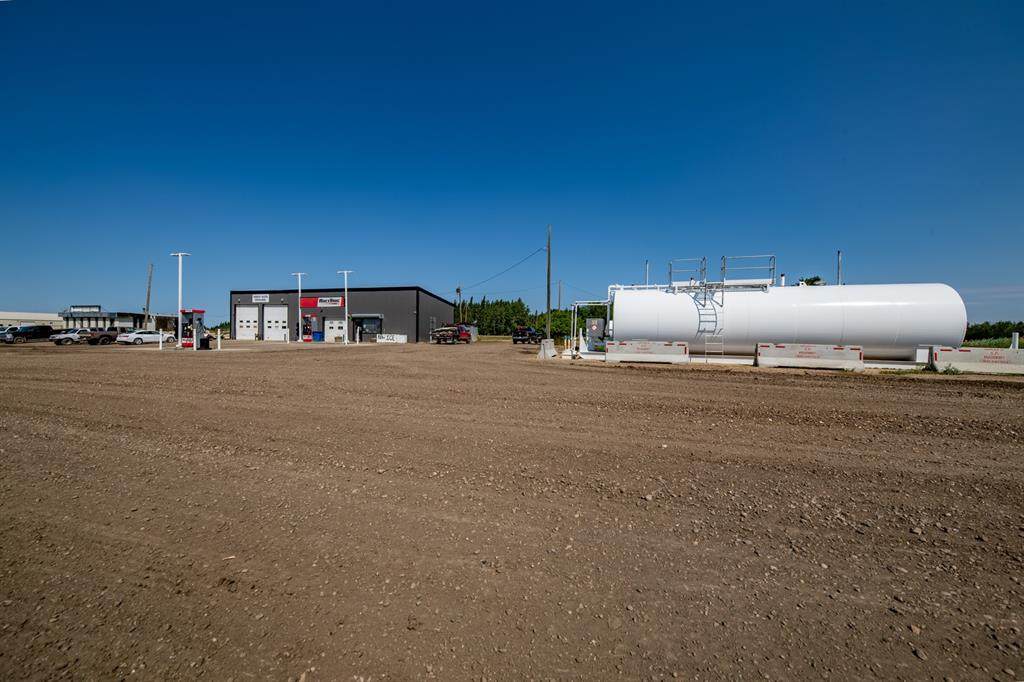 72101AB Range Road 10 - Photo 1