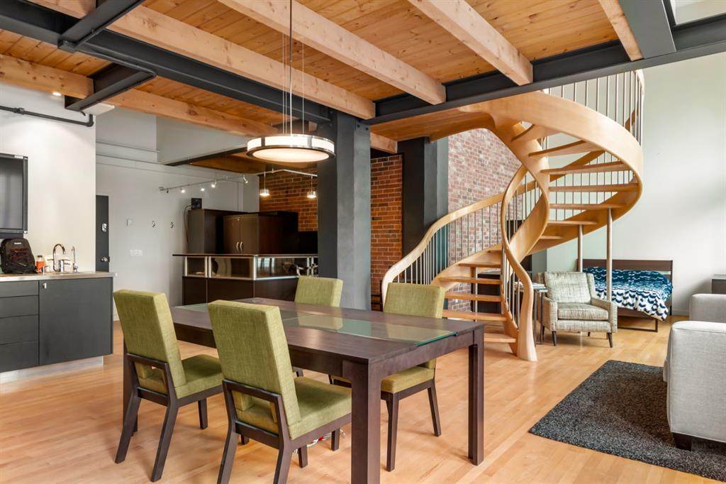1117 1 Street - Photo 1