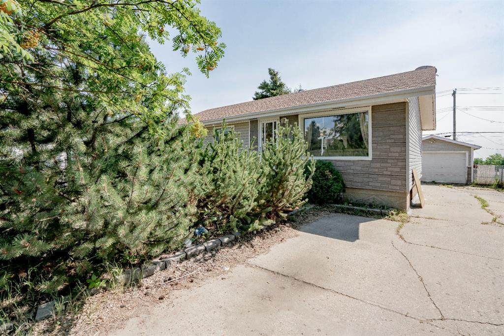 9411 108 Avenue - Photo 1