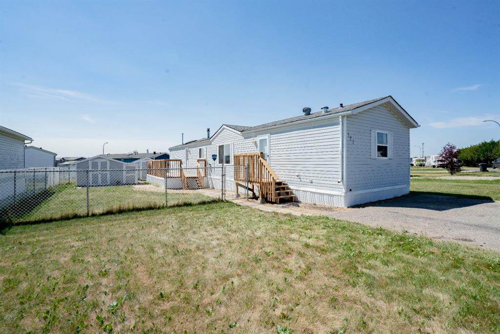 10615 88 Street - Photo 1