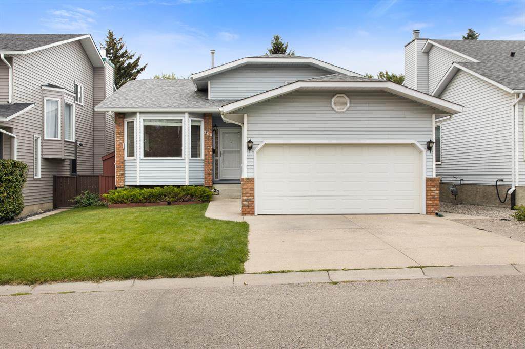 300 Hawkcliff Way - Photo 1