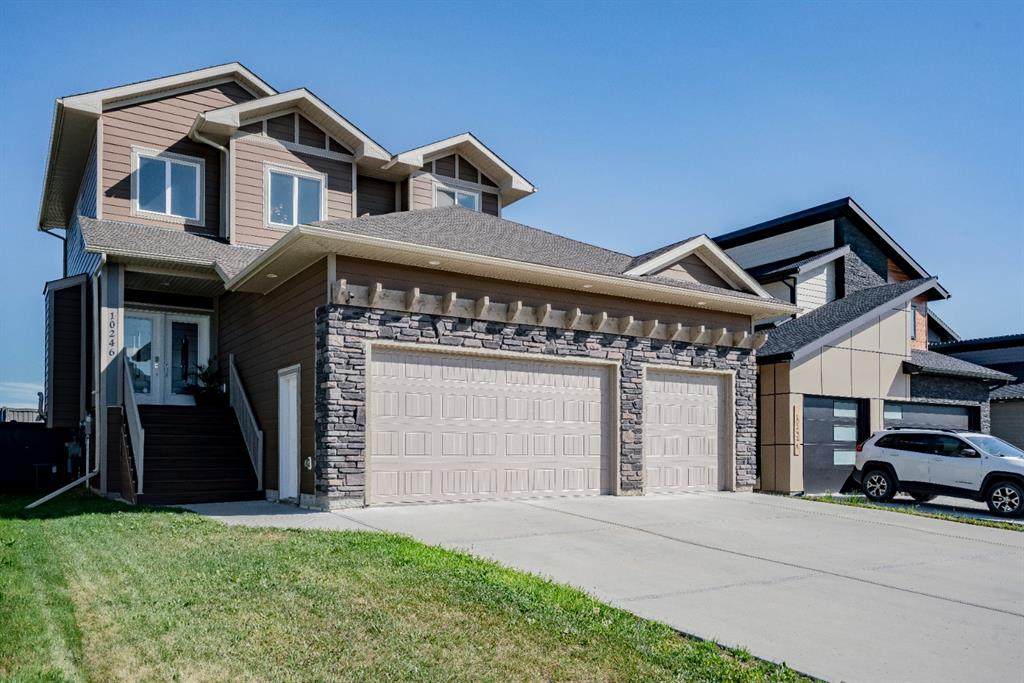 10246 67 Avenue - Photo 1