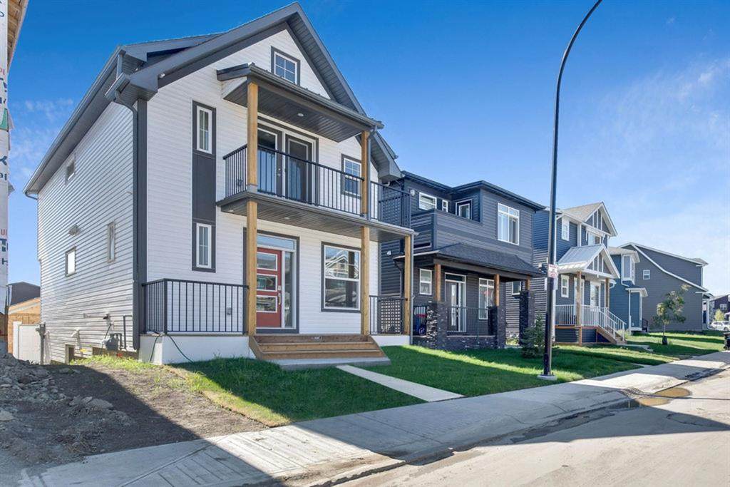48 Howse Heights - Photo 1