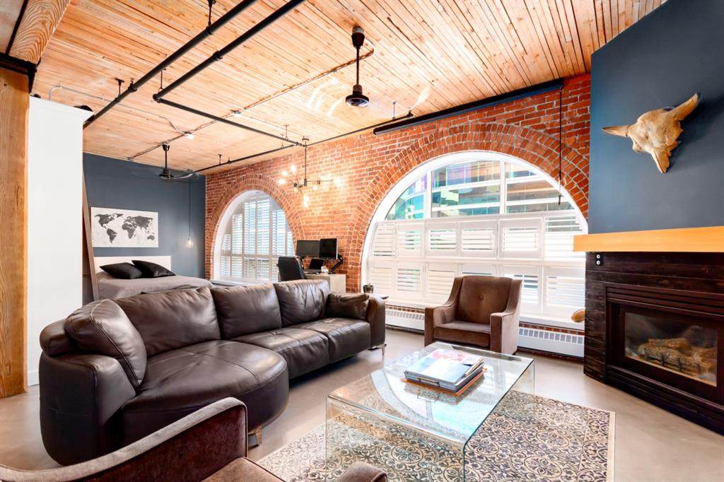 240 11 Avenue - Photo 1