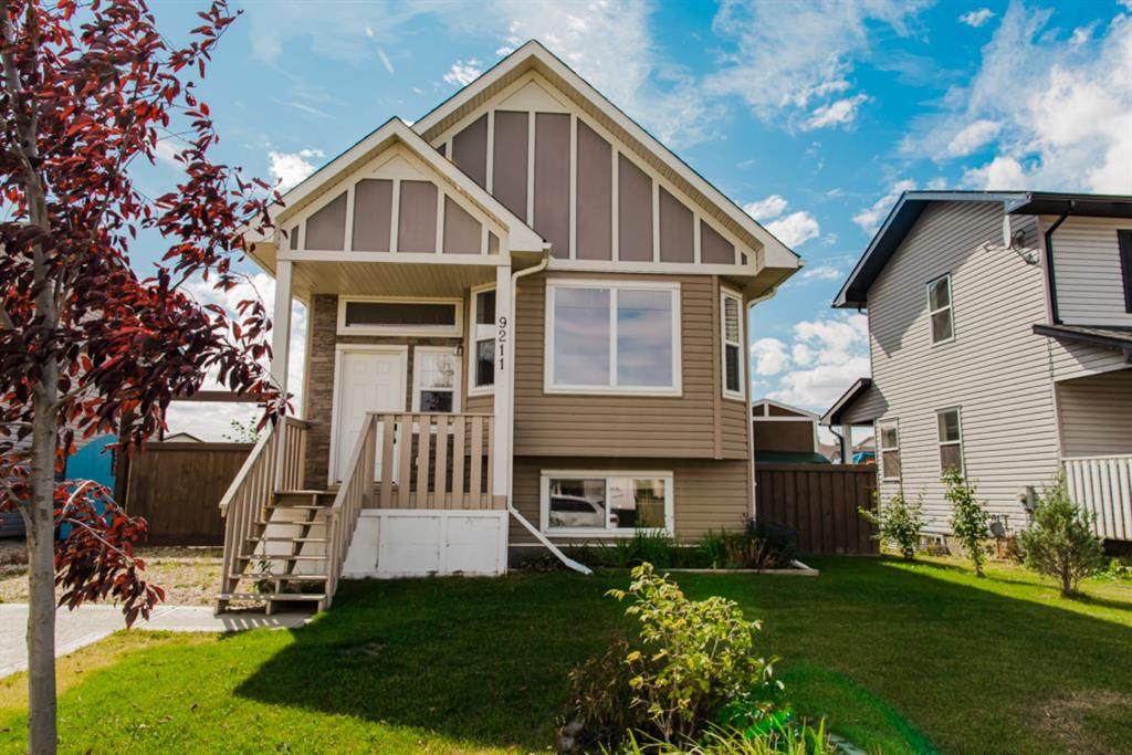 9211 99 Avenue - Photo 1