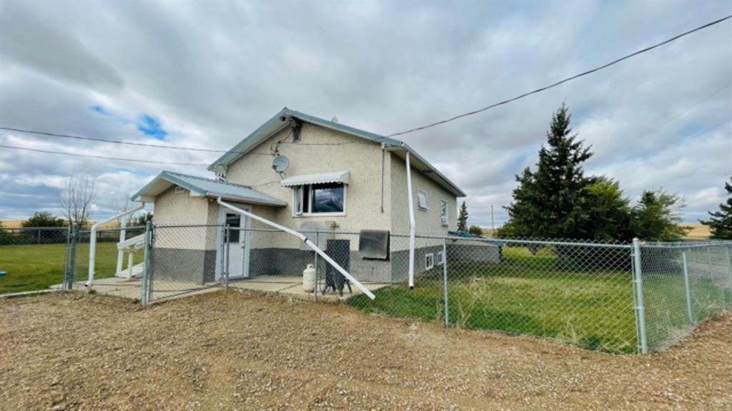 233065 Highway 575 - Photo 1