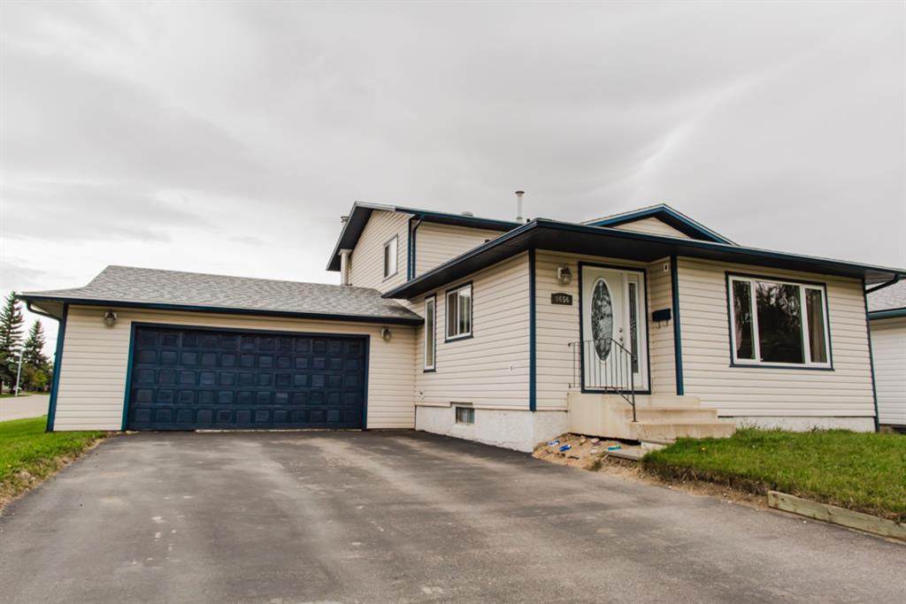9656 74 Avenue - Photo 1