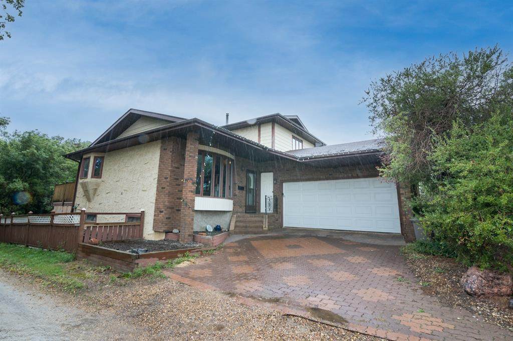 5809 54 Avenue - Photo 1
