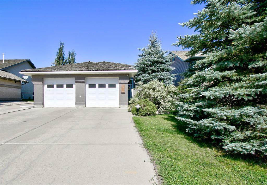 9510 Wedgewood Drive South - Photo 1