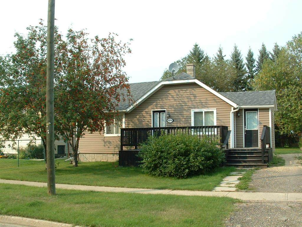 4914 52 Avenue - Photo 1