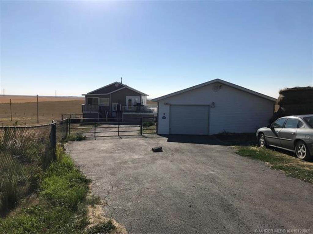 12006 Range Road 43 - Photo 1