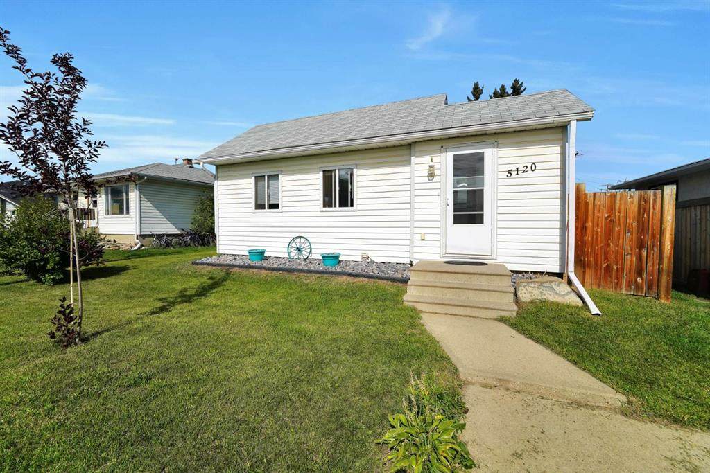 5120 52 Avenue - Photo 1