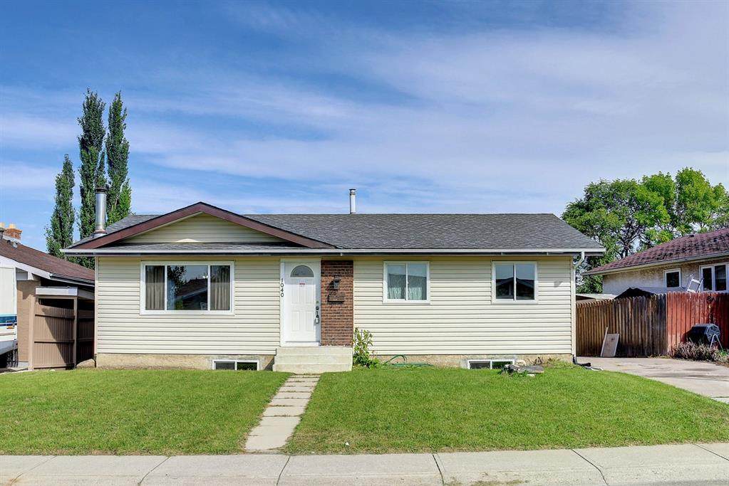 1040 Maitland Drive - Photo 1