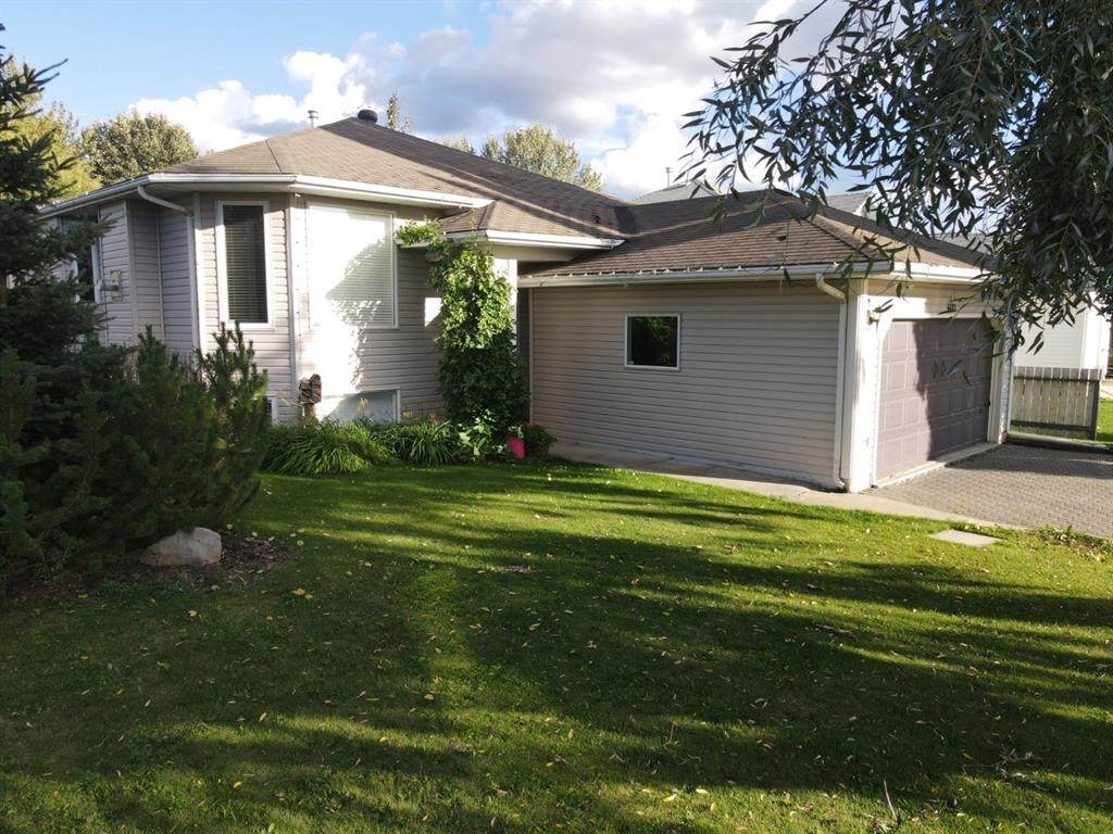 4401 Silverwood Crescent - Photo 1