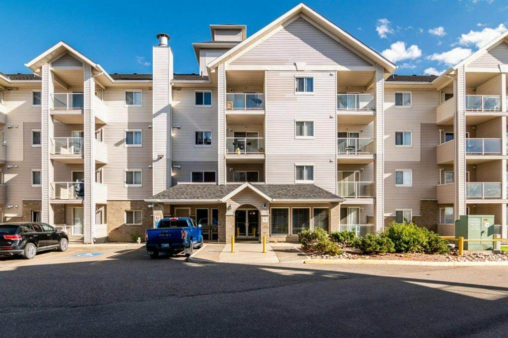 1648 Saamis Drive - Photo 1