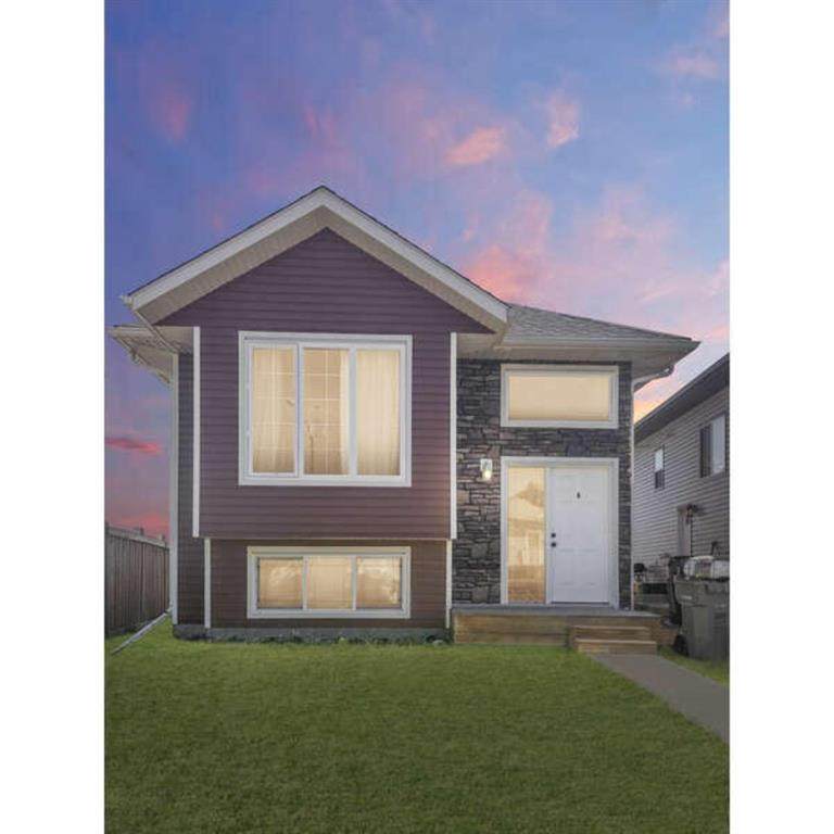 8442 102 Avenue - Photo 1
