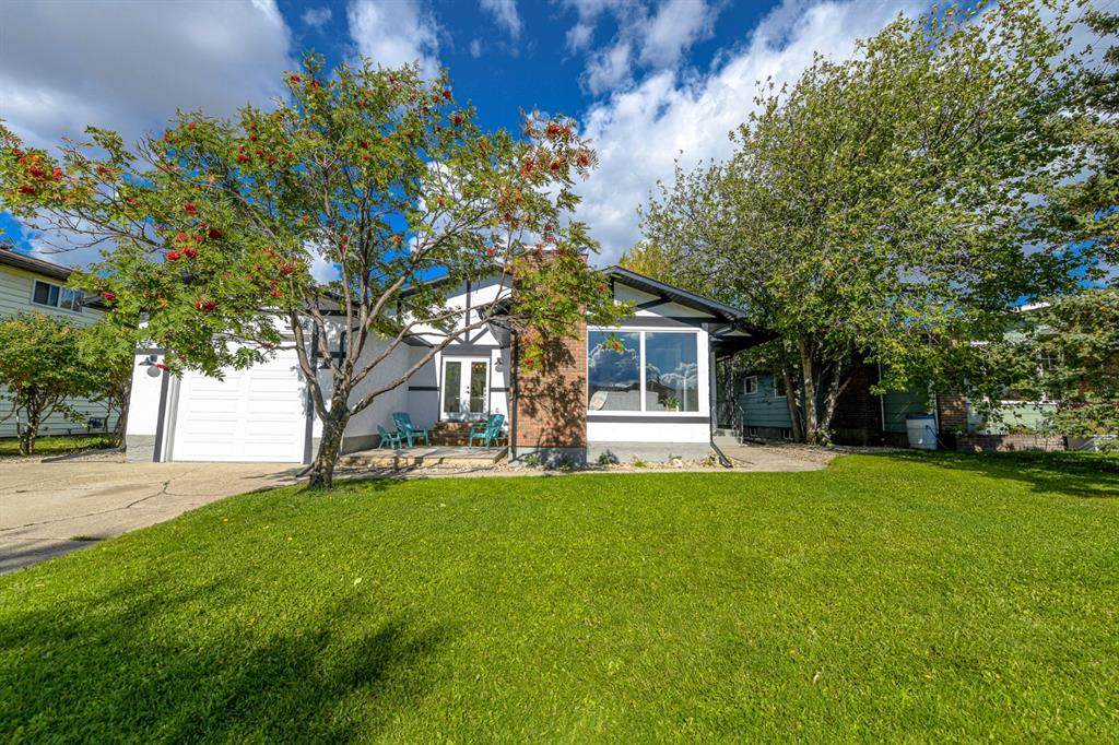 9518 77 Avenue - Photo 1