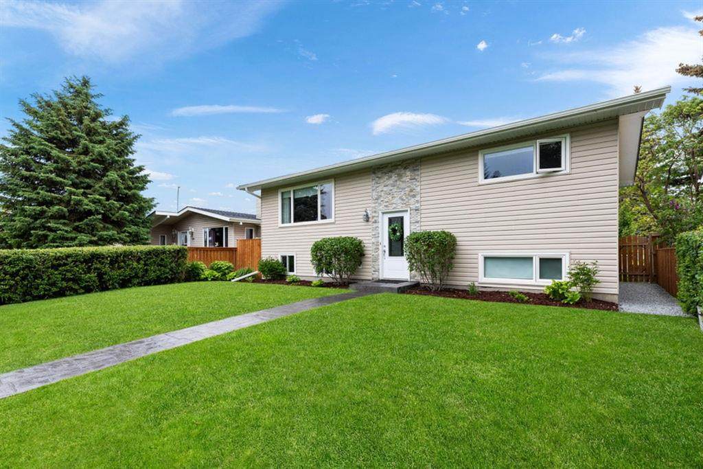 432 Woodland Crescent - Photo 1