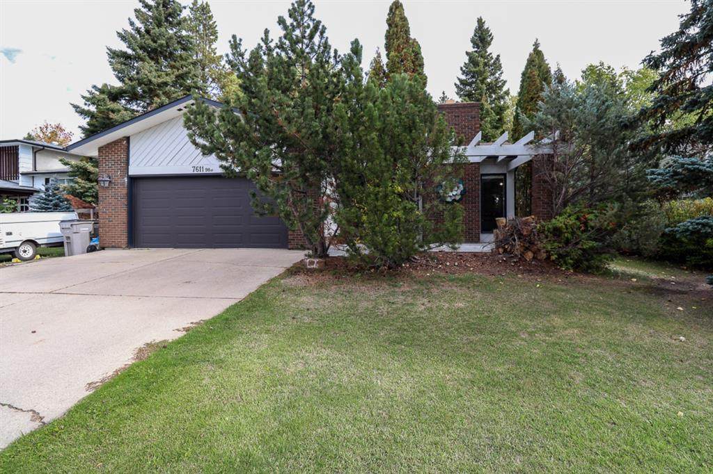 7611 98 Street - Photo 1