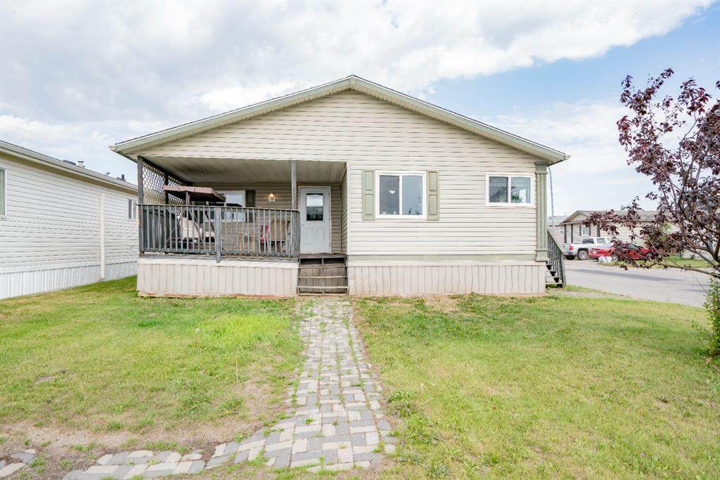 9002 89 Avenue - Photo 1